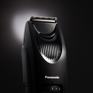Panasonic ER-SB40-K803 RegolaBarba Premium 1-10mm 19step SenzaPettine:0,5mm Ric.1h/A.60m