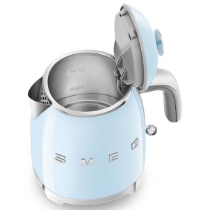 Smeg KLF05PBEU Azzurro Lucido 50's Style Mini Bollitore 0,8 litri 3 Tazze AutoOFF 100°C