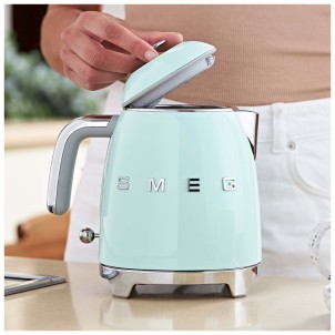 Smeg KLF05PGEU Verde Pastello Lucido 50's Style Mini Bollitore 0,8 litri 3 Tazze AutoOFF 100°C