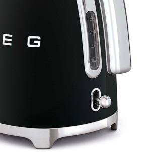 Smeg KLF03BLEU Nero Lucido 50's Style Bollitore 1,7 litri 7 Tazze Soft Opening AutoOFF 100°C
