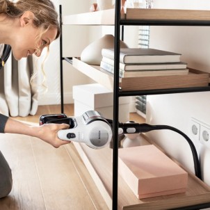 Bosch BBS711W Scopa Ricaricabile 18V Batteria 3Ah 40min Tubo Flessibile AllFloor DynamicPower Serie7