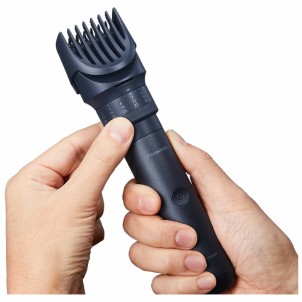 Panasonic Xshape Pack 1 Rasoio 3Lame Regolabarba Tagliacapelli Tagliapeli Corpo Viso R.1h/A.70min