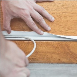 Rosi RS71501A Bianco Canalina Adesiva Flessibile 10x10mm Rotolo 5 metri Serie CanalRoll