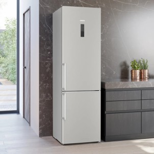 Siemens KG39NAICT Inox Frigorifero Combinato 203x60 NoFrost 2x hyperFresh Metal Backwall Display HC Maniglie iQ500