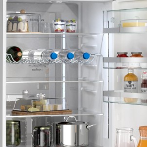 Siemens KG39NAICT Inox Frigorifero Combinato 203x60 NoFrost 2x hyperFresh Metal Backwall Display HC Maniglie iQ500