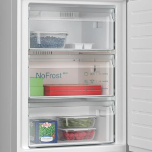 Siemens KG39NAICT Inox Frigorifero Combinato 203x60 NoFrost 2x hyperFresh Metal Backwall Display HC Maniglie iQ500