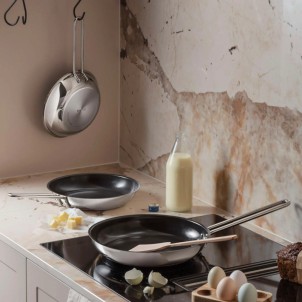 Eva Solo Padella 28cm Stainless Steel Inox Riciclato 90% Antiaderente Ceramica x Gas Elettrico Induzione Forno