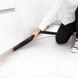 Karcher VC 2 White Aspirapolvere Traino con Sacco 700W Filtro Hepa