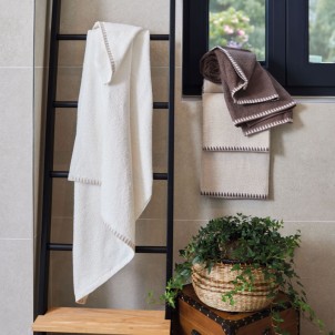 Maison Sucrée Telo Doccia Brera var.02 Burro 100x150 con Gancio Spugna 100% Cotone