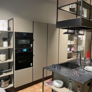 Mobilegno Cucina Laccato Opaco Visone Isola Piano Atlasplan Nero Marquinia Silk Cappa Sospesa Falmec