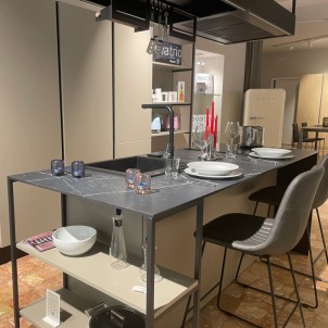 Mobilegno Cucina Laccato Opaco Visone Isola Piano Atlasplan Nero Marquinia Silk Cappa Sospesa Falmec