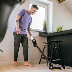 Karcher VC 4 Cordless myHome White Scopa Ricaricabile 21,6V Autonomia 30min SenzaSacchetto