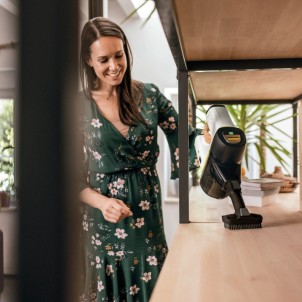 Karcher VC 6 Cordless ourFamily Scopa Ricaricabile 25,2V 2,5Ah Autonomia 50min SenzaSacchetto