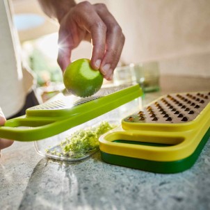 Joseph Joseph Multi-Grate & Store 3-in-1 Grate Set Grattugia 3in1 con Contenitore