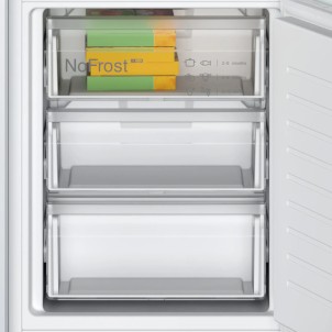 Bosch KIN86NSE0 Frigorifero Incasso Combinato NoFrost Porta Traino 177x54 cm Serie2