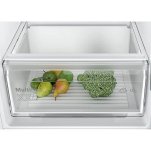 Bosch KIN86NSE0 Frigorifero Incasso Combinato NoFrost Porta Traino 177x54 cm Serie2